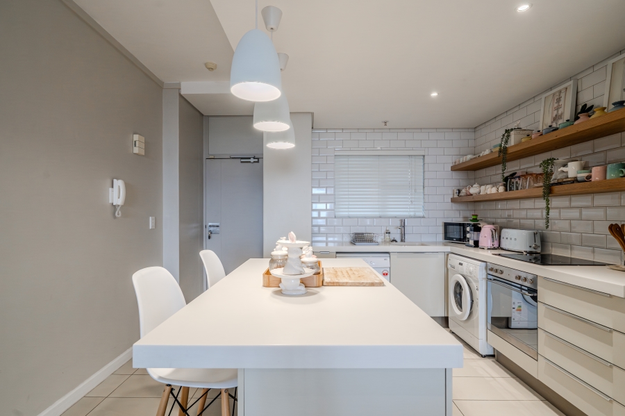 2 Bedroom Property for Sale in Claremont Upper Western Cape